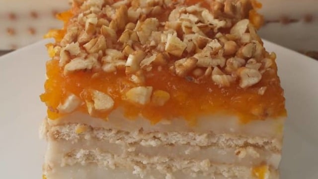 Evdeki Malzemelerle: Bal Kabaklı Bisküvili Pasta
