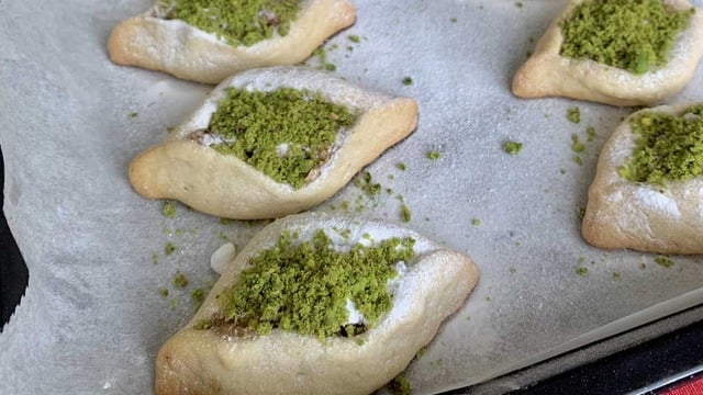 Asla Modası Geçmeyen: Elmalı Sandal Kurabiye