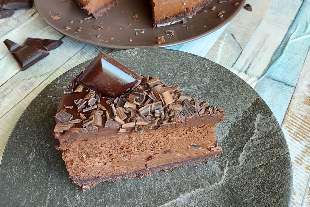 Enfes Uyumuyla: Çikolatalı Cheesecake