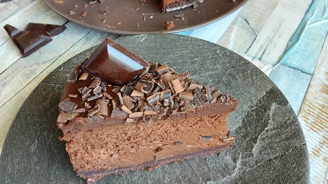 Enfes Uyumuyla: Çikolatalı Cheesecake