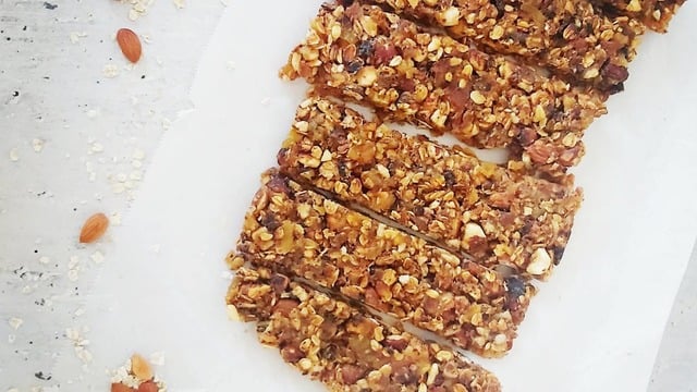 Masum Atıştırmalık: Granola Bar