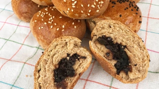 Mayalanma Derdi Yok: Zeytinli Fit Poğaça
