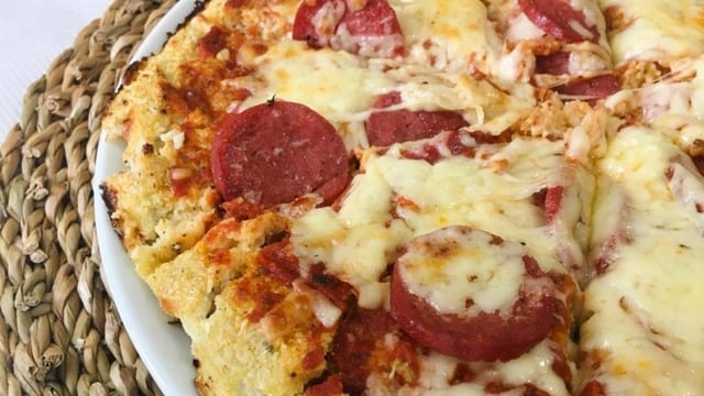 Dilediğiniz Gibi Hazırlayabileceğiniz: Karnabahar Tabanlı Pizza