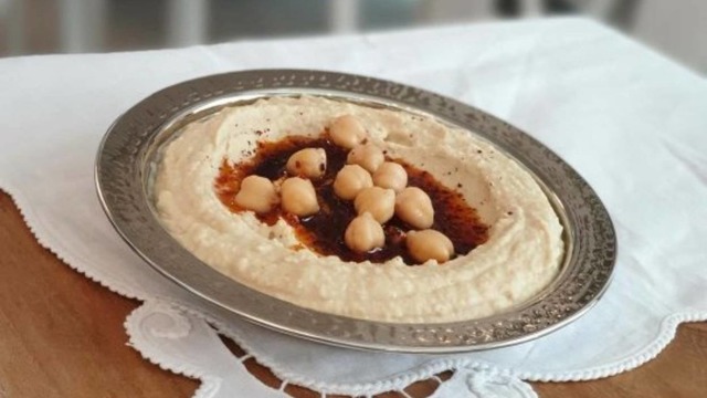 Mezelerin En Lezizi: Tahinli Humus