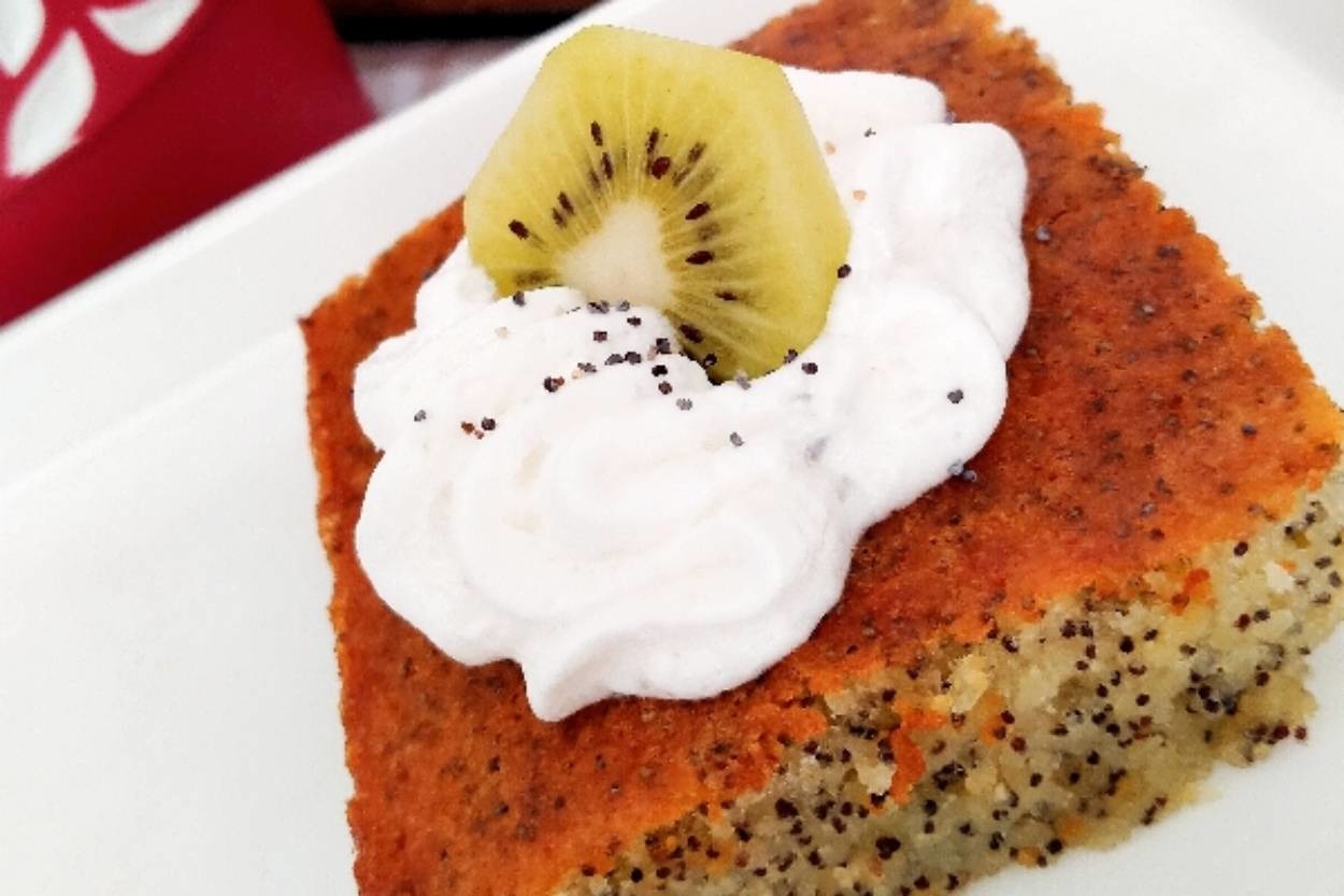 Şerbetli Tatlı Sevenlere: Haşhaşlı Revani