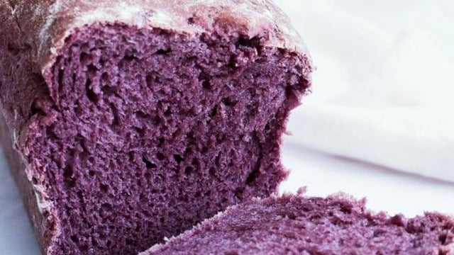 Rengiyle Mest Eden: Mor Ekmek
