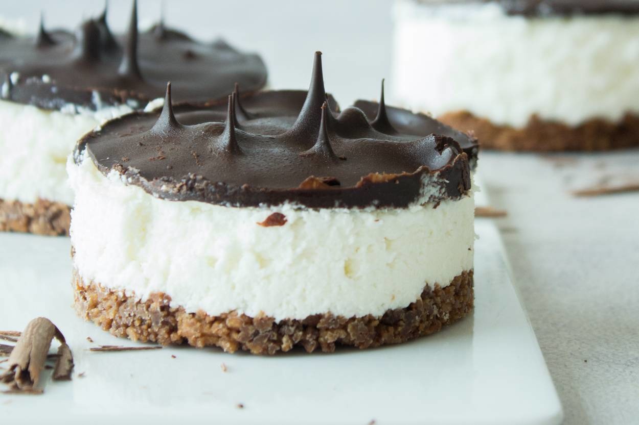 Ferah Ferah: Hindistan Cevizli Raw Cheesecake