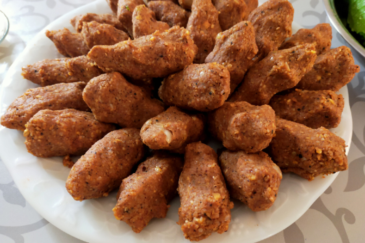 Bir de Böyle Deneyin: Ev Yapımı Çiğ Köfte