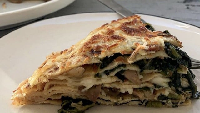 Kat Kat Lezzet: Ispanaklı ve Mantarlı Krep