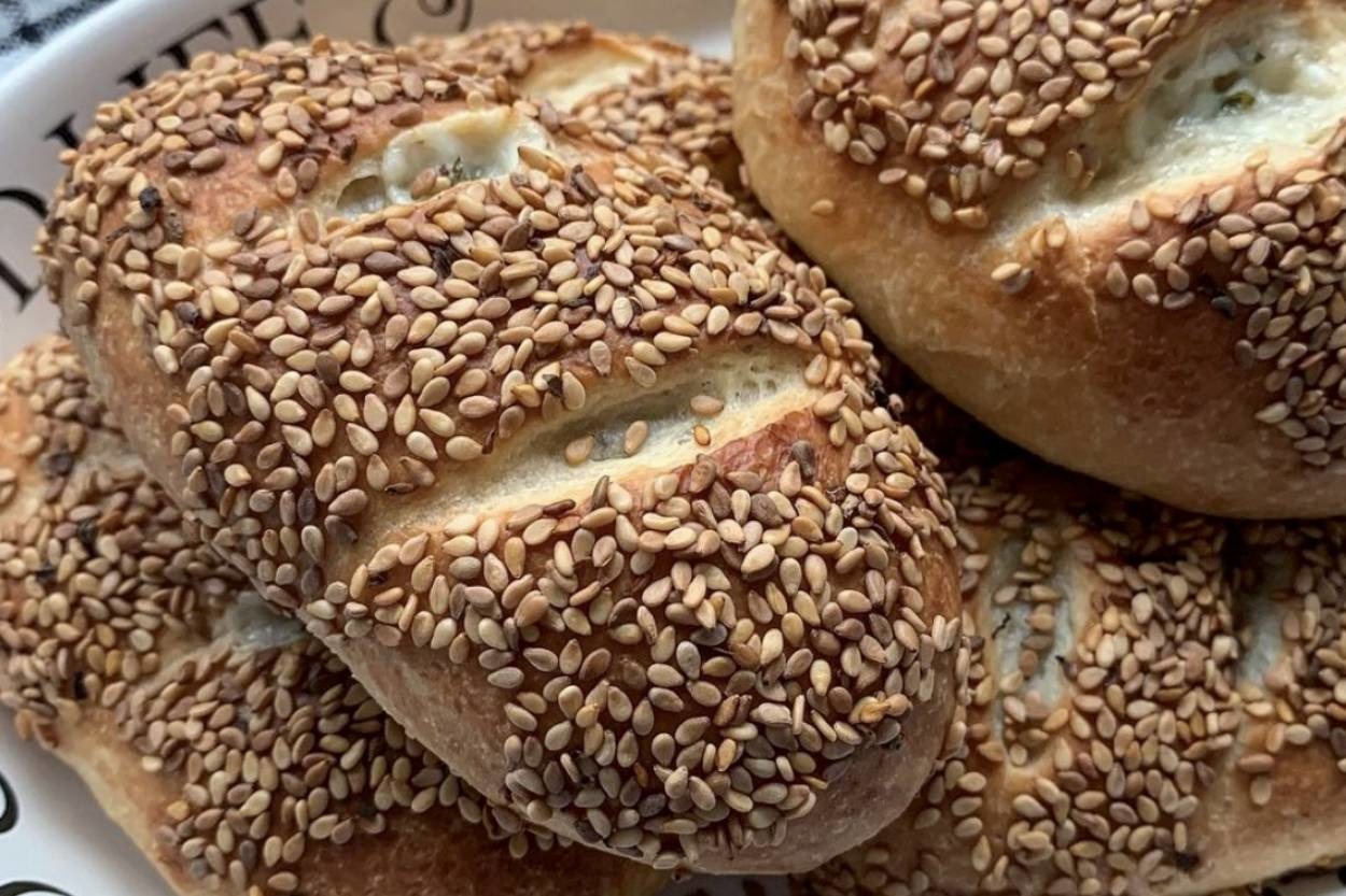 Yumuşacık Dokusuyla: Simit Poğaça