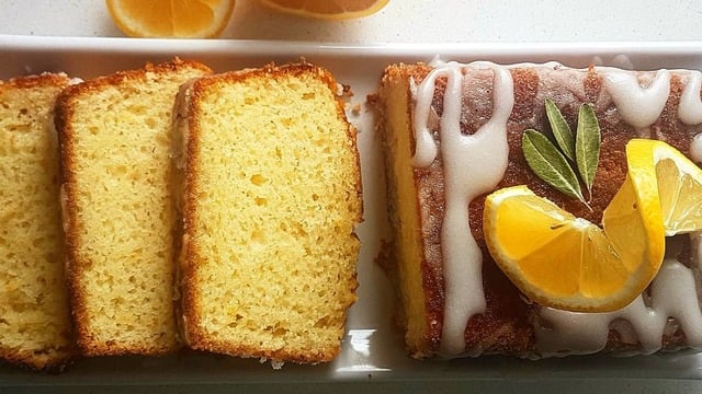 Enfes Dokusuyla: Limonlu Yumuşak Kek