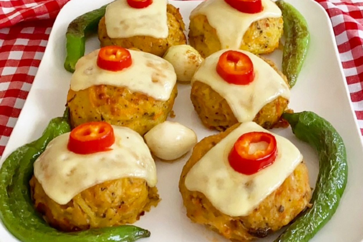 Lezzeti Uçurur: Patates Kaplamalı Köfte