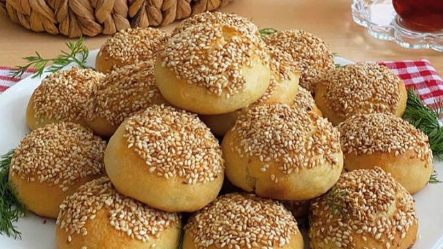 Ağızda Dağılır: Pratik Puf Poğaça