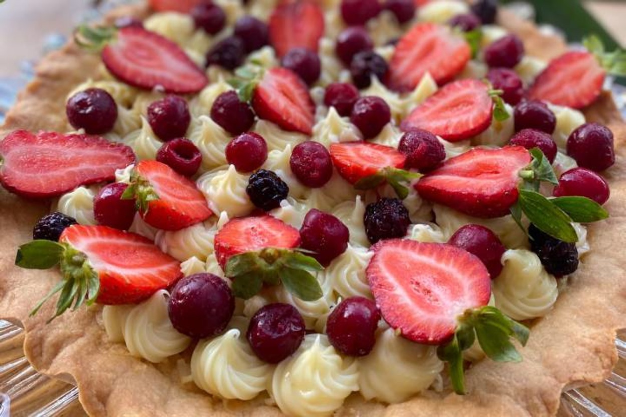 Görsel Şölen: Kırmızı Meyveli Tart