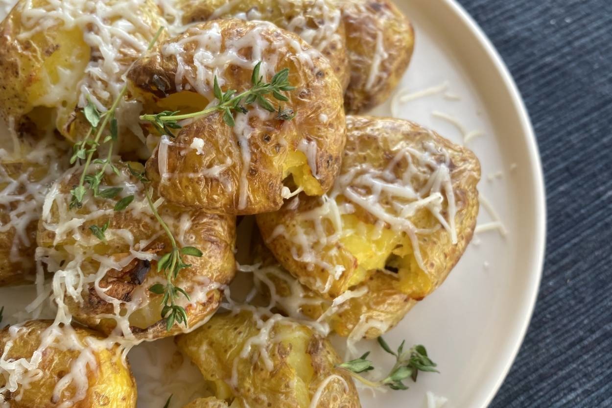 Ana Yemeklere Eşlikçi: Fırında Bebek Patates