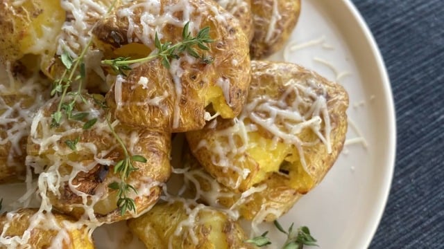Ana Yemeklere Eşlikçi: Fırında Bebek Patates