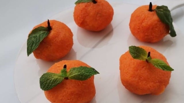 Kendini Mandalina Zanneden: Tavuklu Patates Topları
