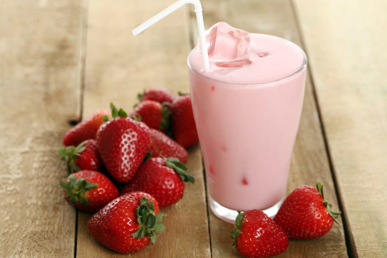 Yılın Düeti: Çilekli Yoğurtlu, Marshmallow Milkshake