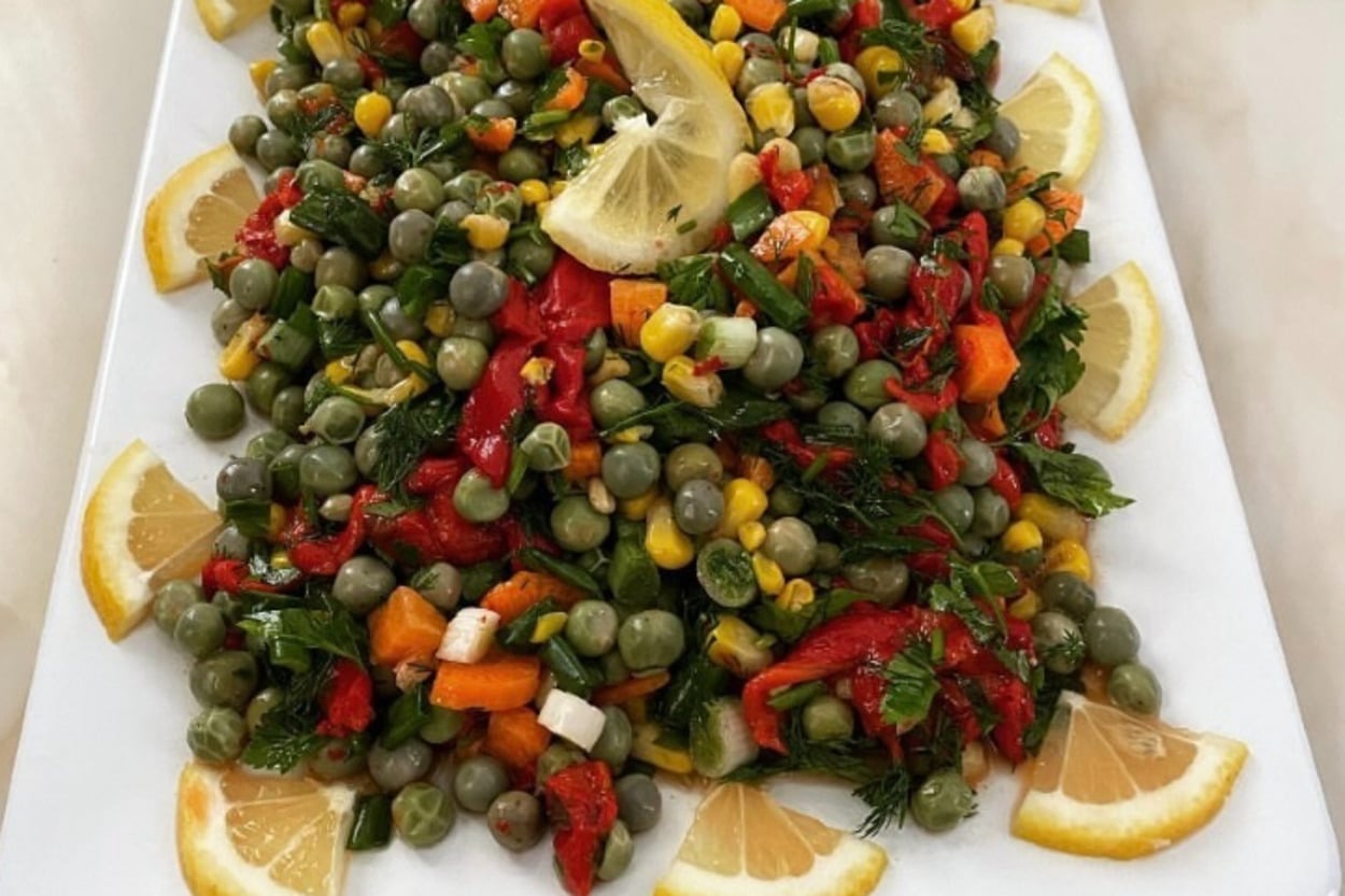Besleyici ve Leziz: Bezelye Salatası