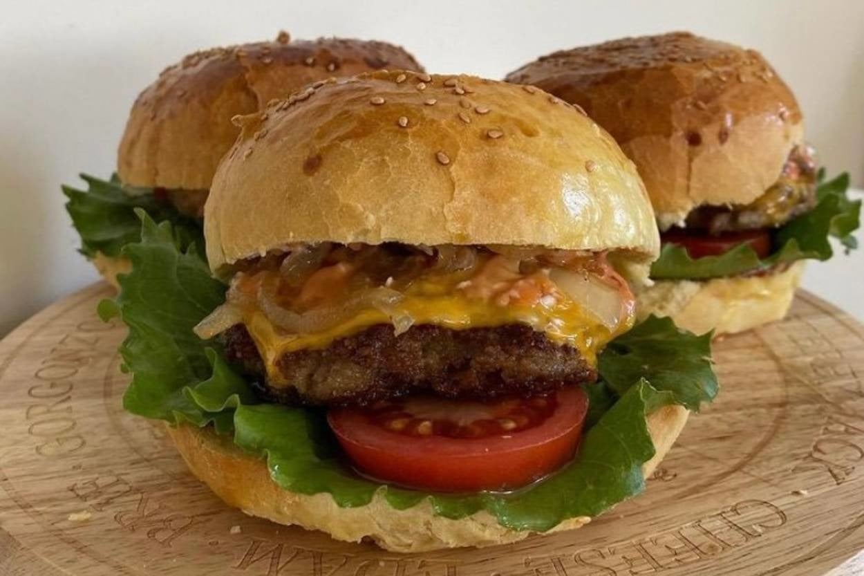 Herkesin Sevdiği: Ev Yapımı Hamburger