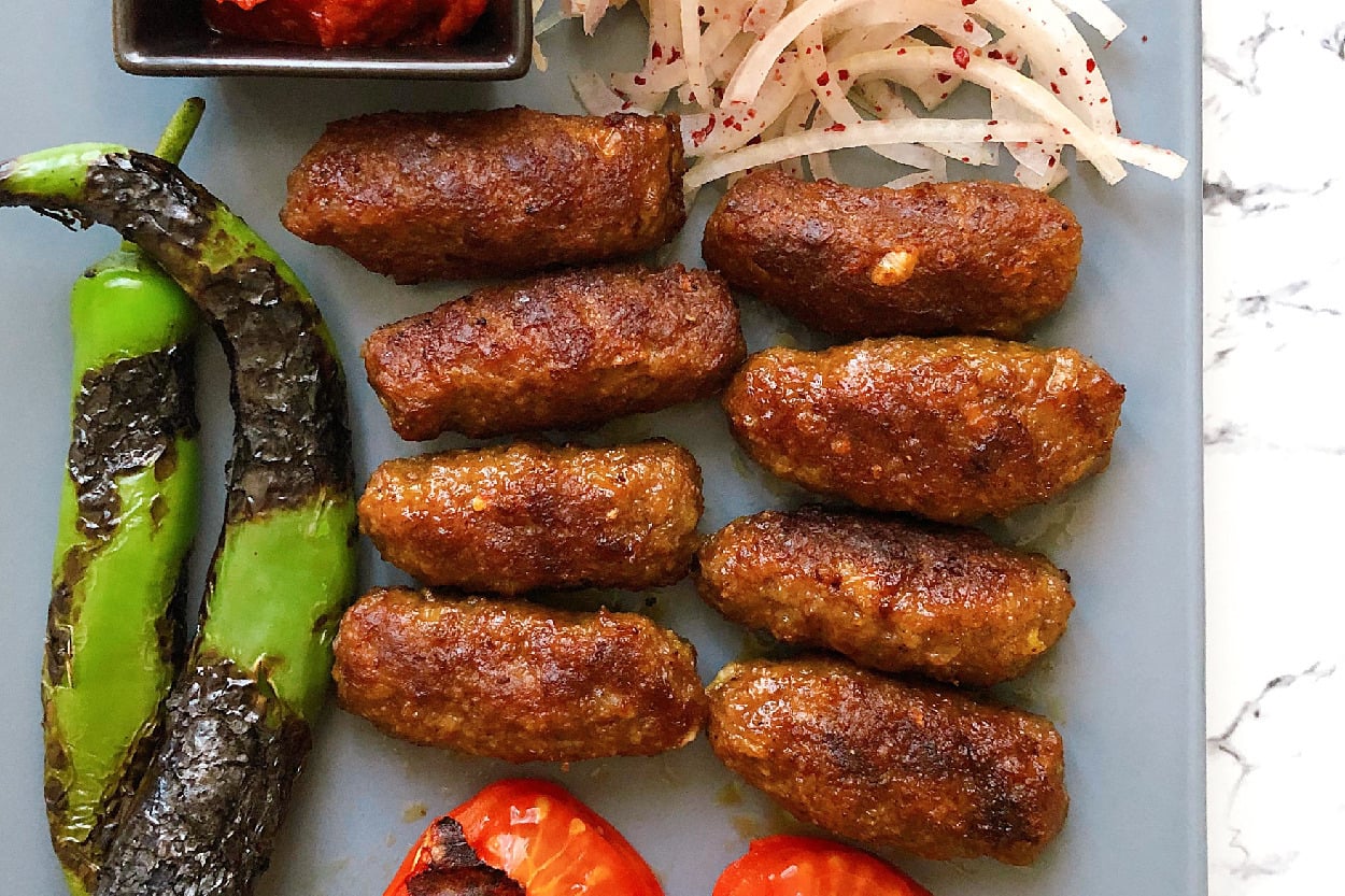Sosuyla Nasıl da Yakışır: Tekirdağ Köftesi