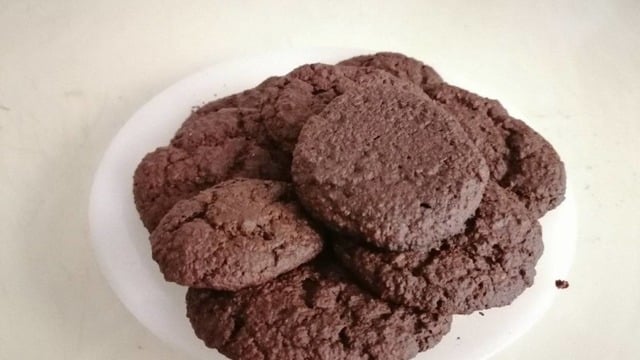 Tadı ve Kokusu Enfes: Çikolatalı Diyet Kurabiye
