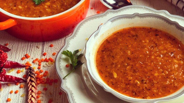 Doyurucu Lezzet: Pratik Ezogelin Çorbası