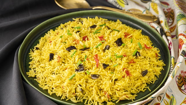 Rengarenk: Zerdeçallı Patlıcanlı Basmati Pilavı