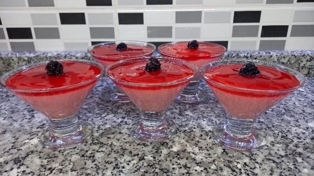 Herkesin Damak Tadına Uygun: Meyve Soslu Puding