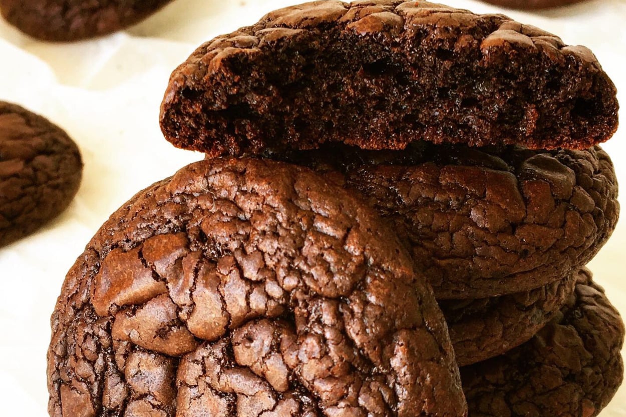 Çikolata Canavarları Buraya: Brownie Kurabiye