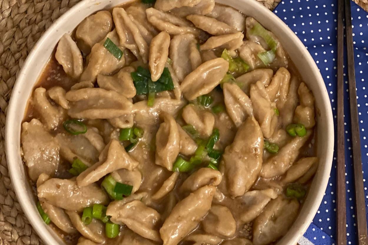 2 Malzemeli: Makasla Yapılan Noodle