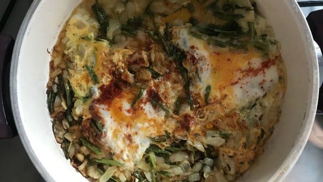 Kahvaltıya Lezzet Katan: Yumurtalı Ot Kavurması