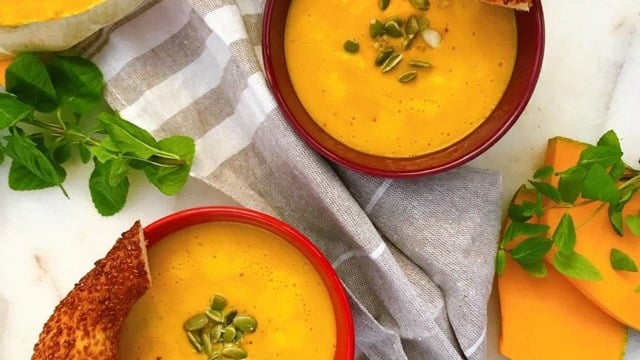 Vitamin Deposu: Sütlü Bal Kabağı Çorbası