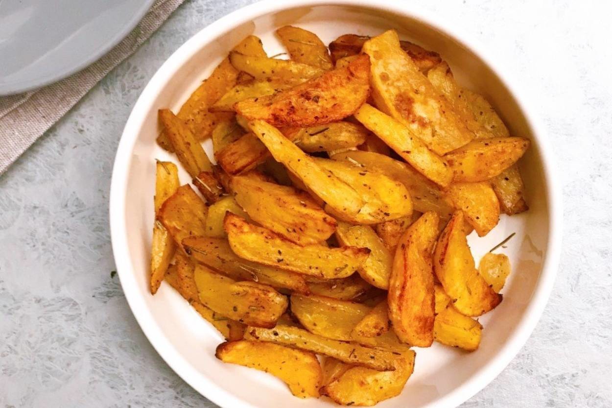 Klasik Lezzet: Fırında Baharatlı Patates