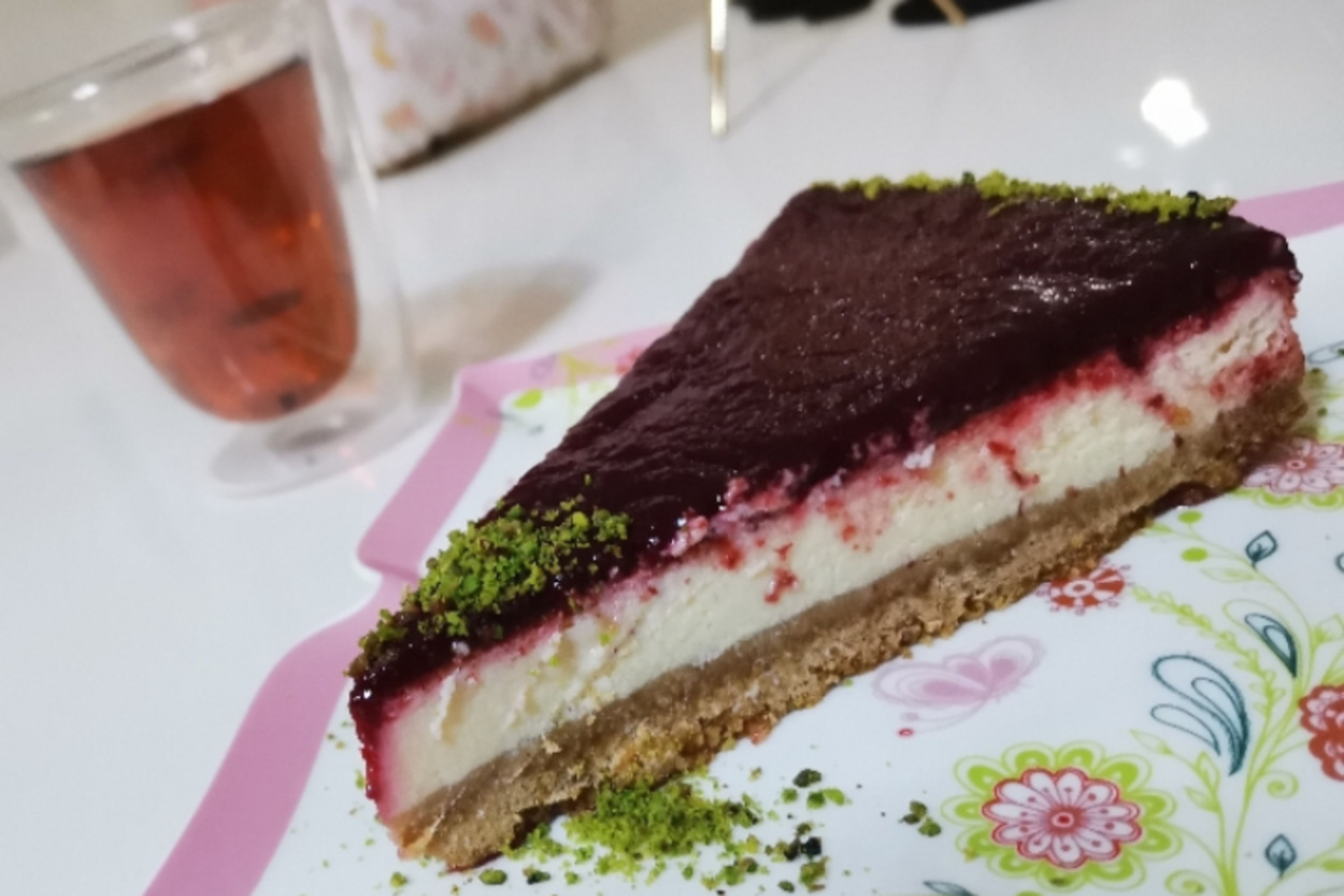 Davet Sofralarına: Vişneli Cheesecake