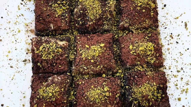 Enfes Görünümüyle: Hazır Yufkadan Sütlü Baklava