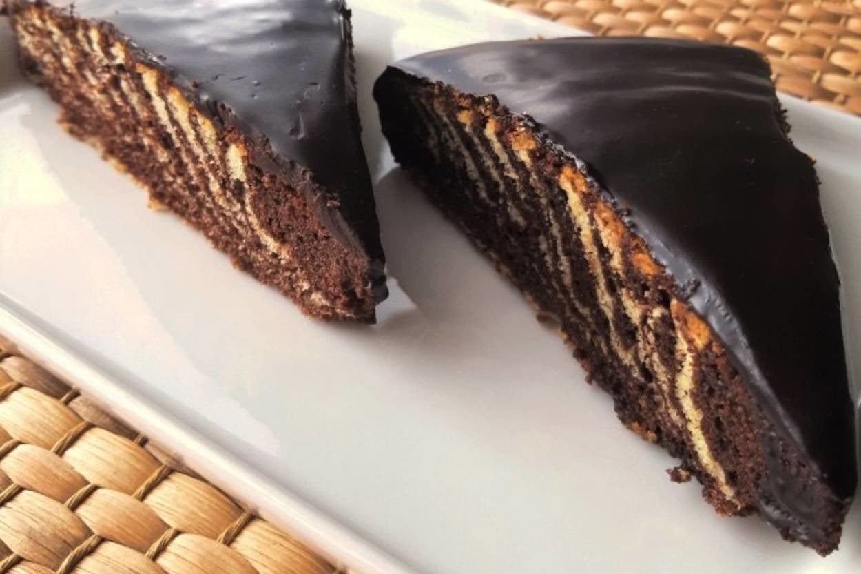 Brownie Tadında: Çikolata Ganajlı Zebra Kek