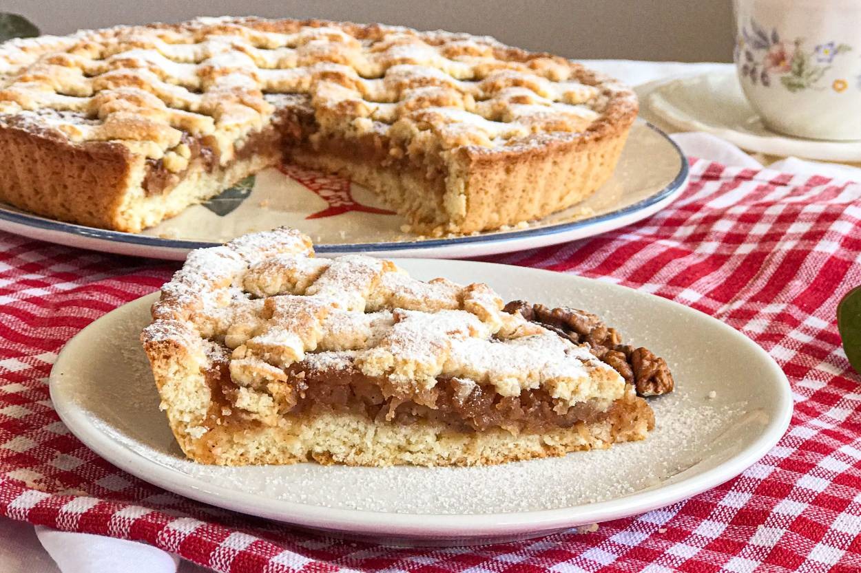 Eskimeyen Lezzet: Elmalı Klasik Tart