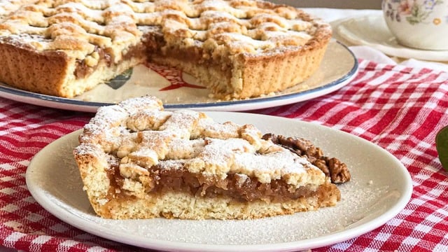 Eskimeyen Lezzet: Elmalı Klasik Tart