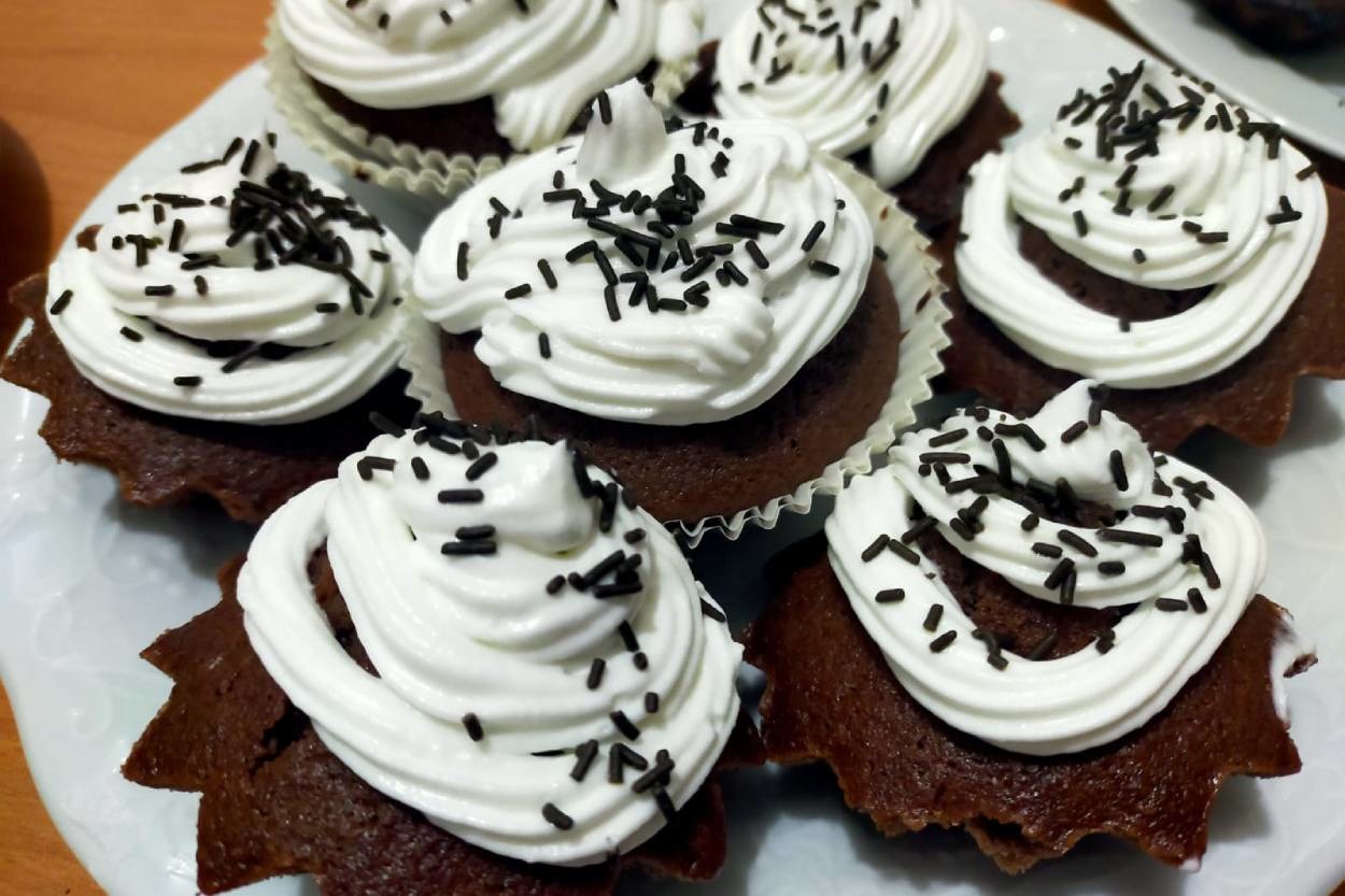Doğum Günlerine Özel: Pratik Cupcake