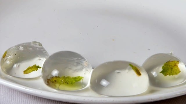 Moleküler Gastronomiye Yolculuk: Su Dolu Baloncuk