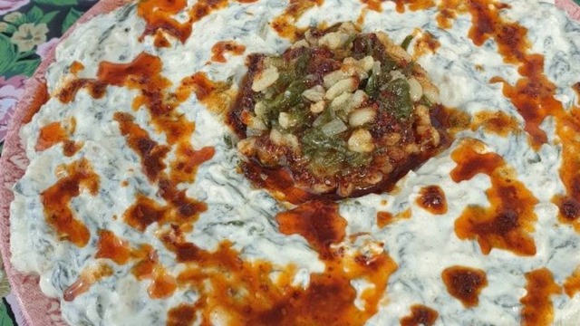 Besleyici Lezzet: Bulgurlu Pazı Borani
