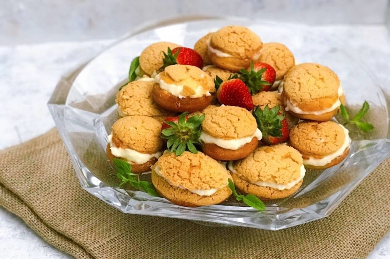 Yumuşacık Dokusuyla: Karamelli Cream Puff
