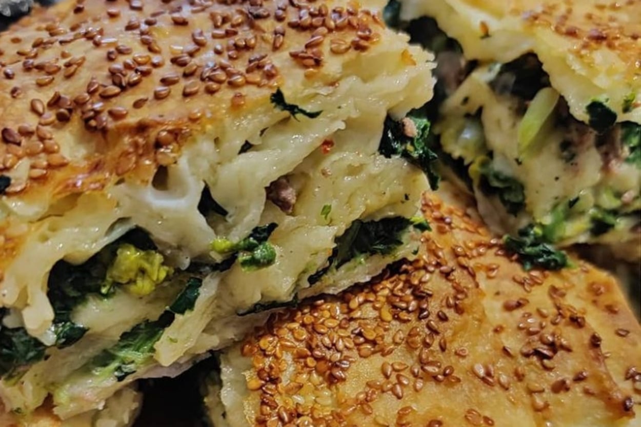 Su Böreği Kıvamlı: Ispanaklı Börek