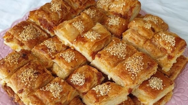 Üstü Çıtır Altı Yumuşak: Milföyden Çıtır Su Böreği