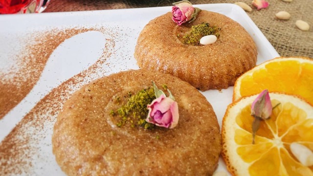Çaya Muhabbete: Kıvamında İrmik Helvası