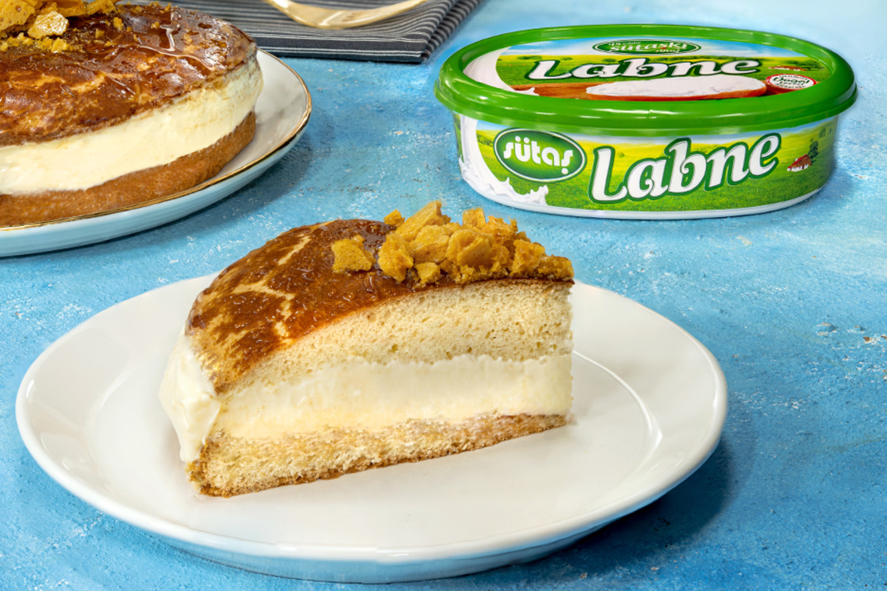 Meşhur Lezzet: Labneli Bienenstich Pastası