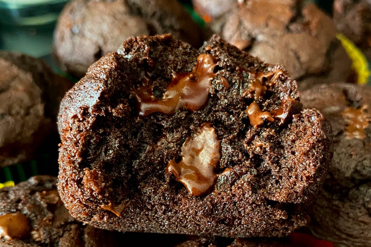 En Pratiğinden: Bol Çikolatalı Muffin