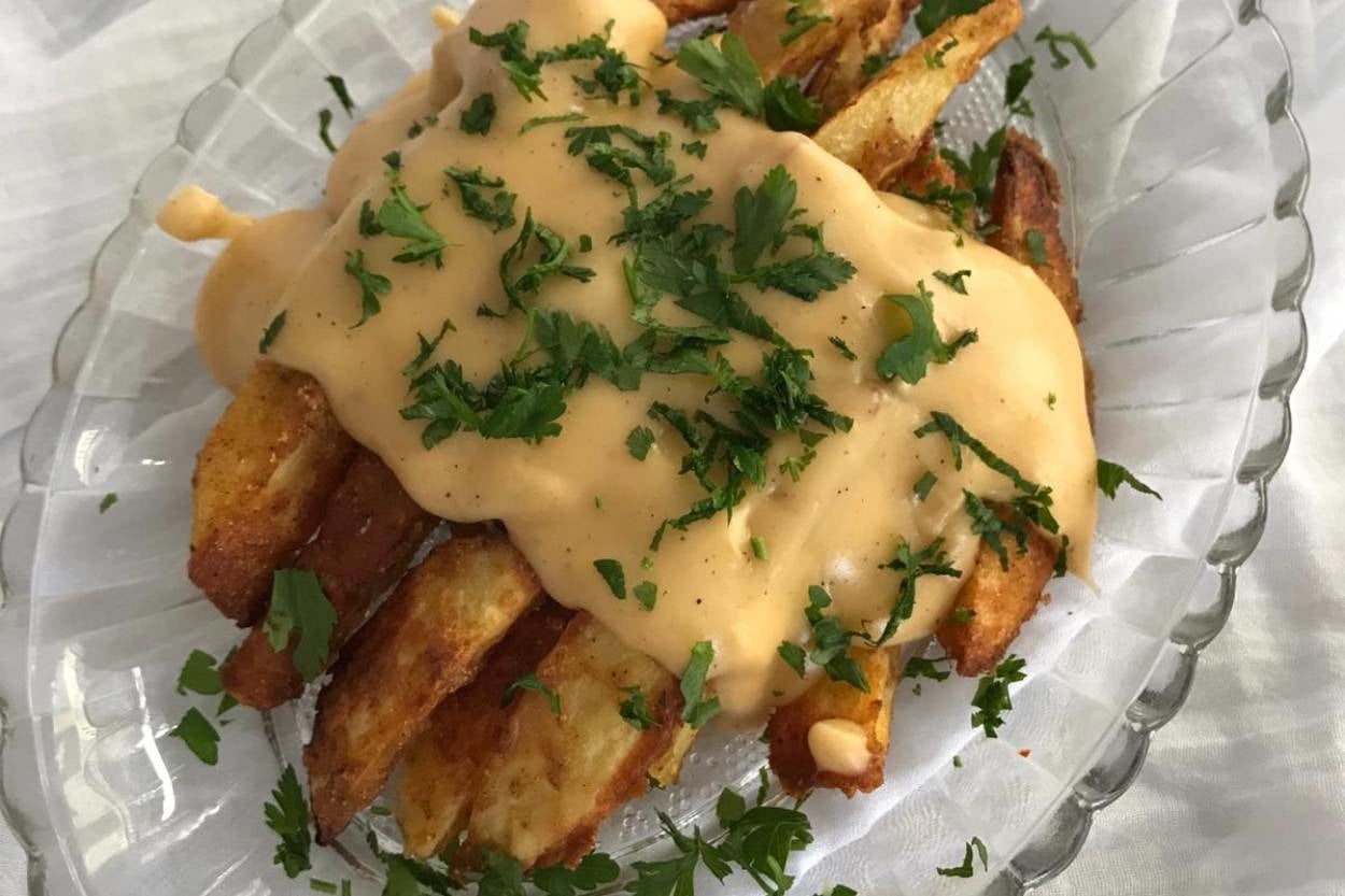 Patates Aşkına: Cheddar Soslu Patates