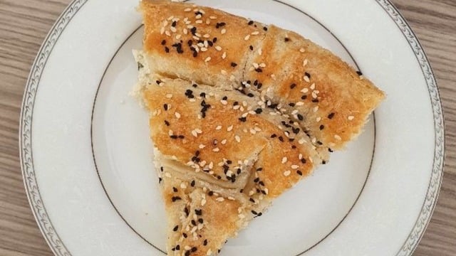 El Açması Tadında: Peynirli Tepsi Böreği